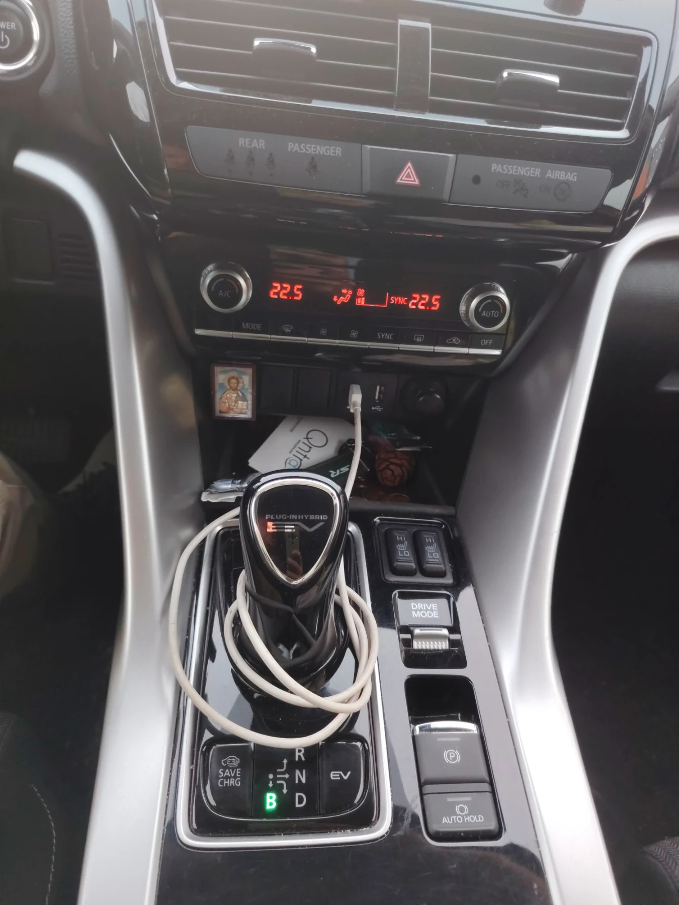 Mitsubishi Eclipse Cross Plug in hybrid 4x4, снимка 8 - Автомобили и джипове - 54221783