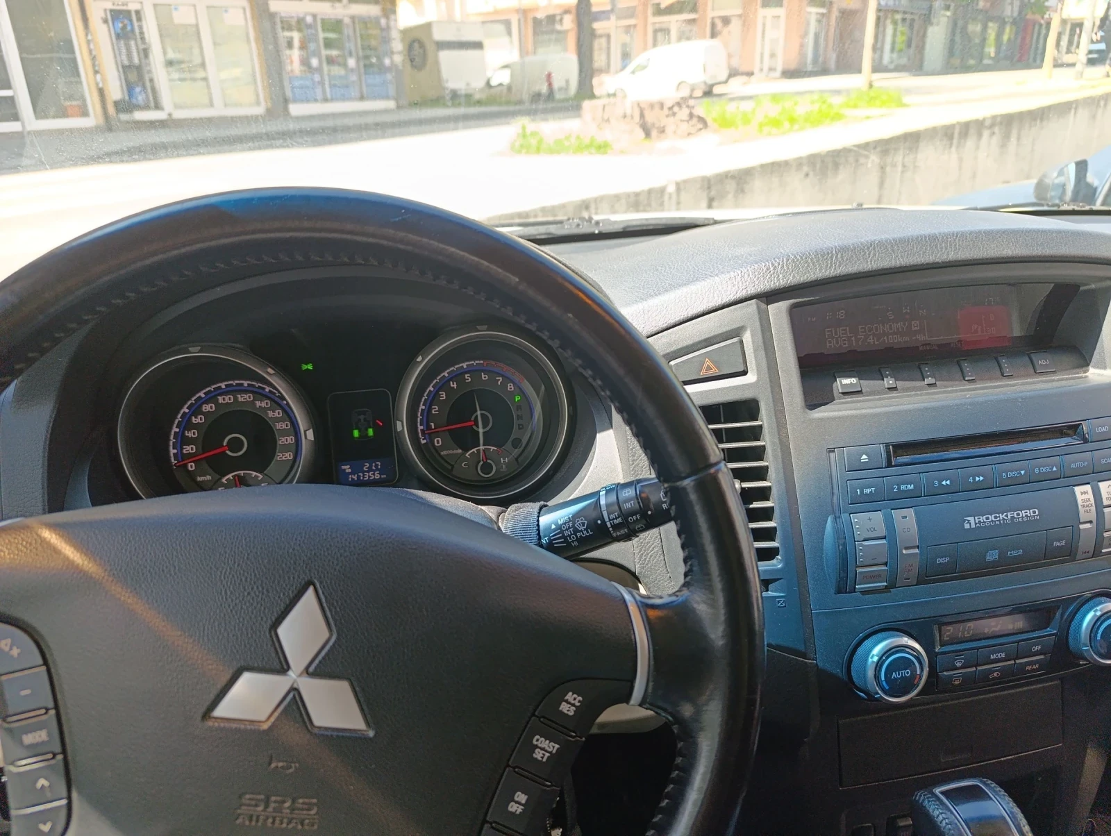 Mitsubishi Pajero Вагон, снимка 8 - Автомобили и джипове - 54990643