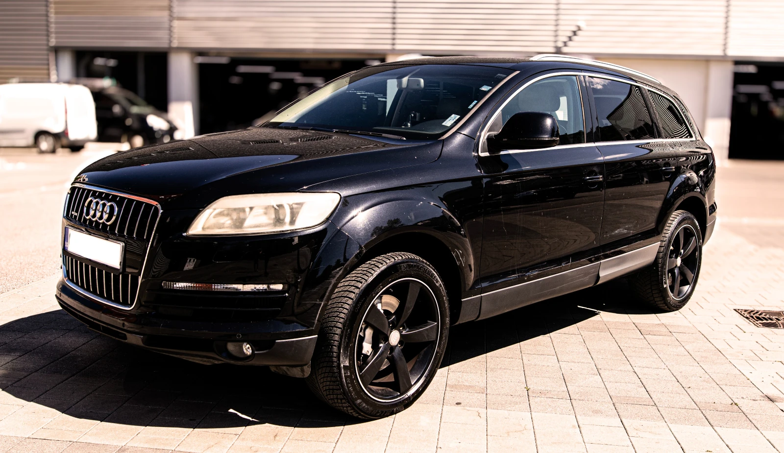 Audi Q7, снимка 6 - Автомобили и джипове - 55744344