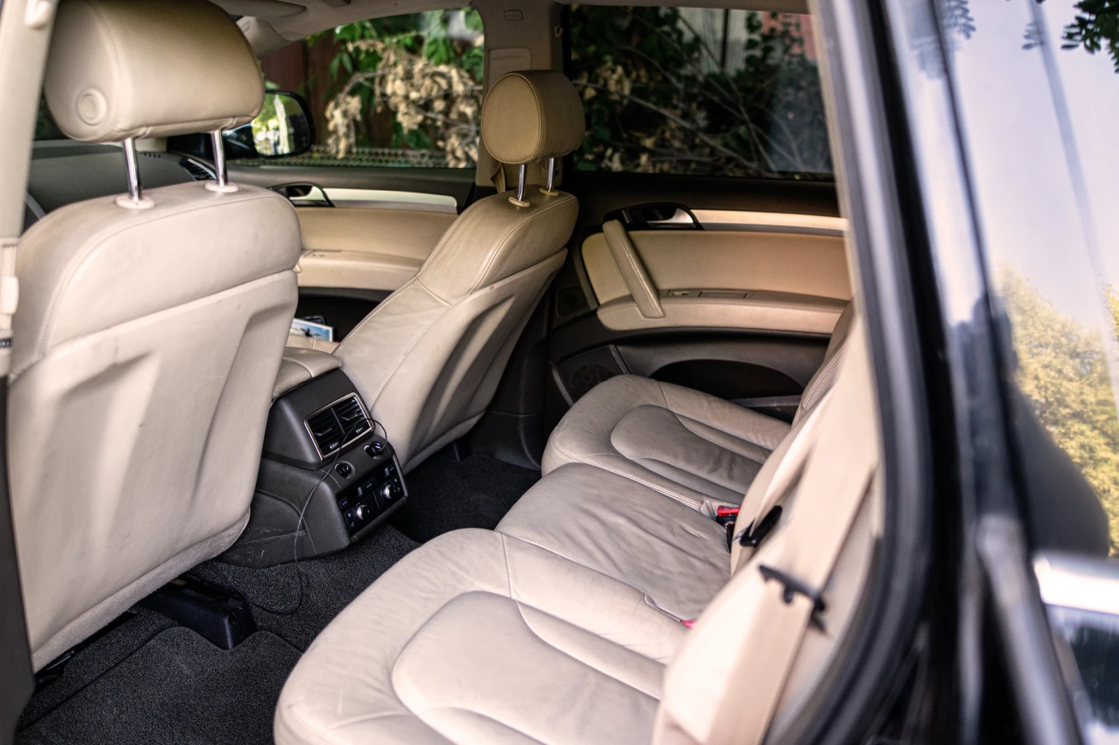Audi Q7, снимка 9 - Автомобили и джипове - 55744344