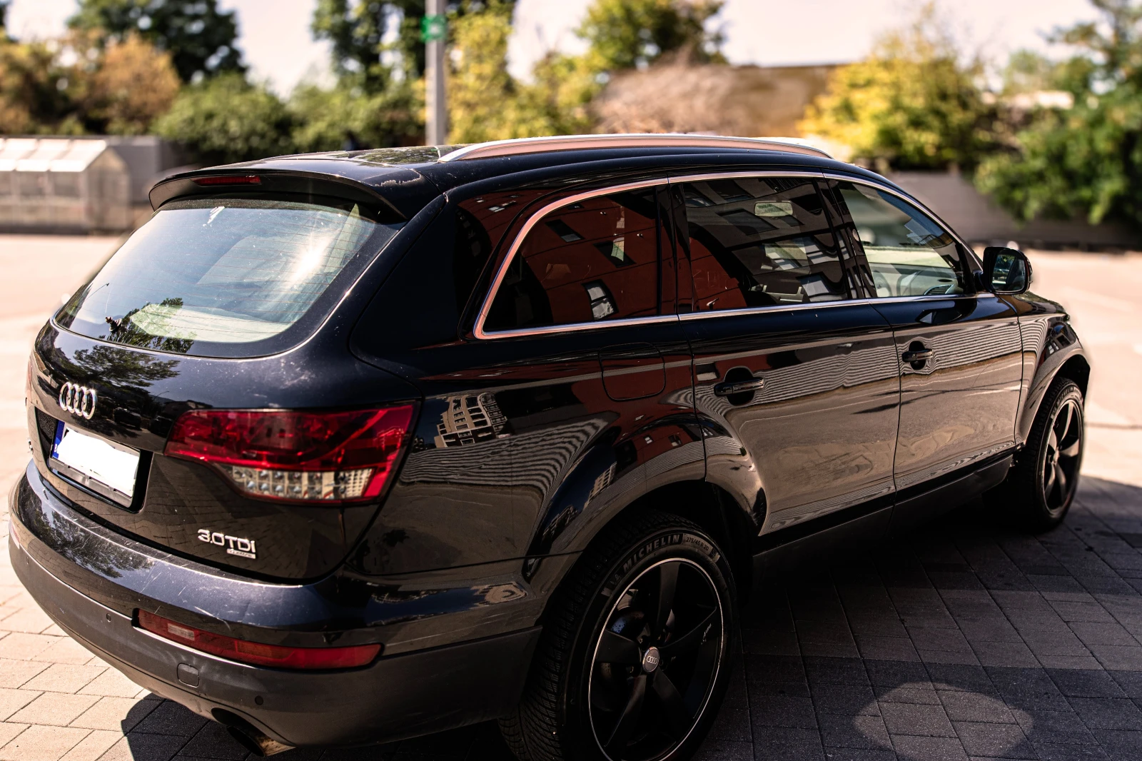 Audi Q7, снимка 3 - Автомобили и джипове - 55744344
