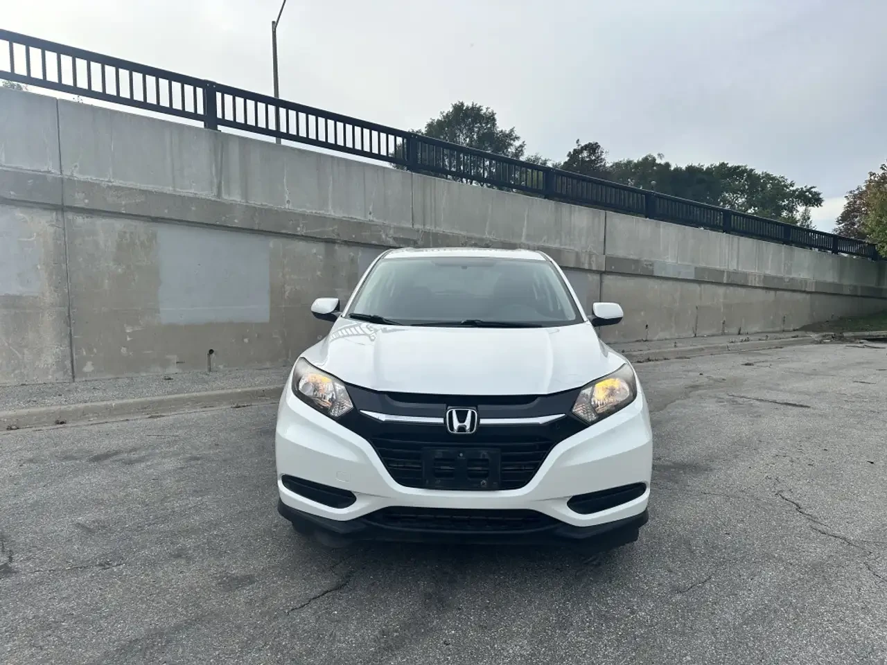 Honda Hr-v LX 4dr SUV (1.8L 4cyl CVT) Front Wheel Drive | Mobile.bg � ����������� 3