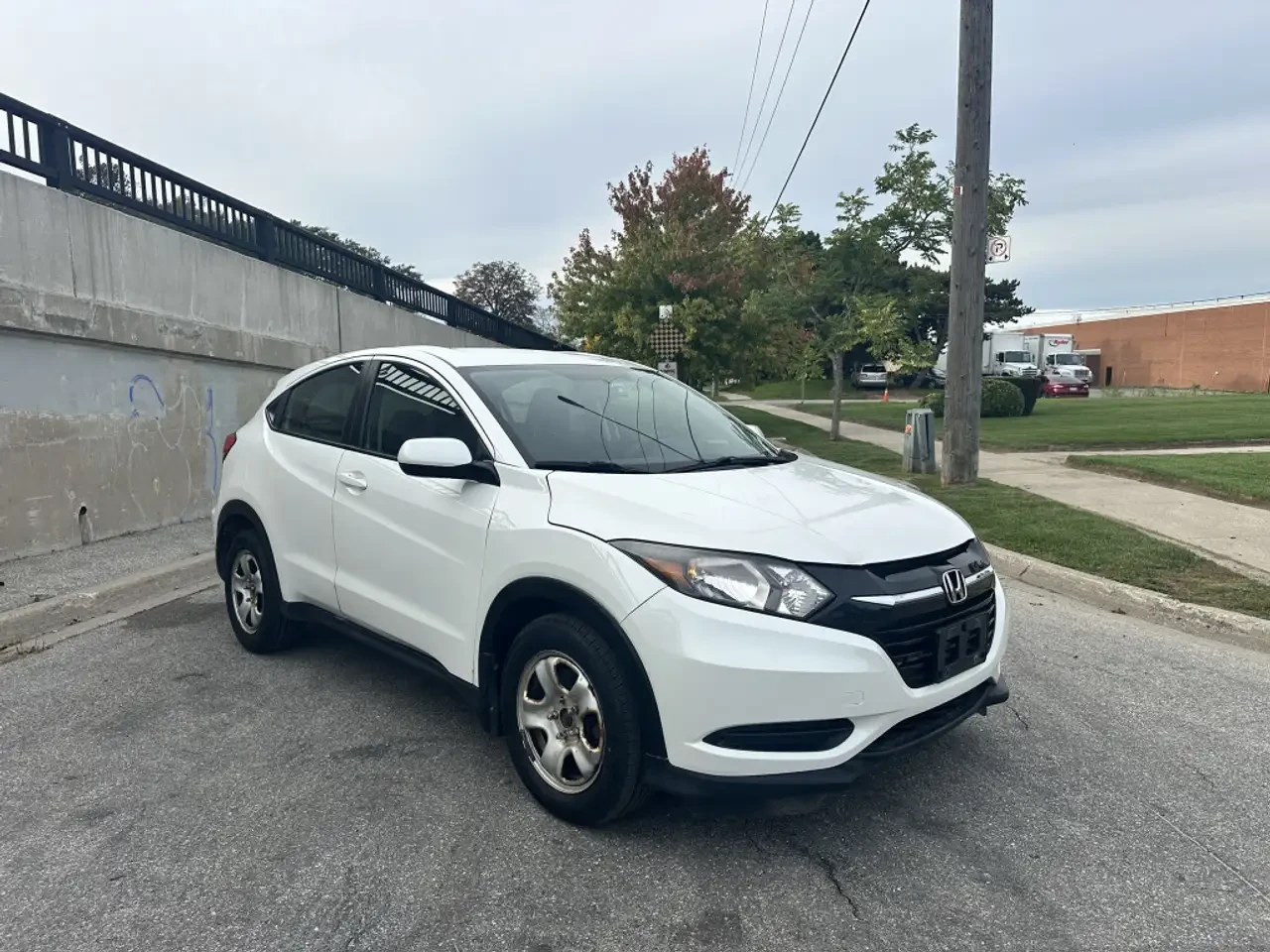 Honda Hr-v LX 4dr SUV (1.8L 4cyl CVT) Front Wheel Drive | Mobile.bg � ����������� 4