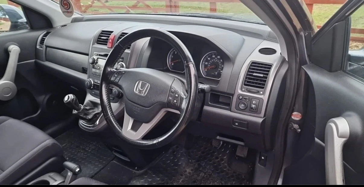Honda Cr-v 2.2 CDI, снимка 5 - Автомобили и джипове - 56436342