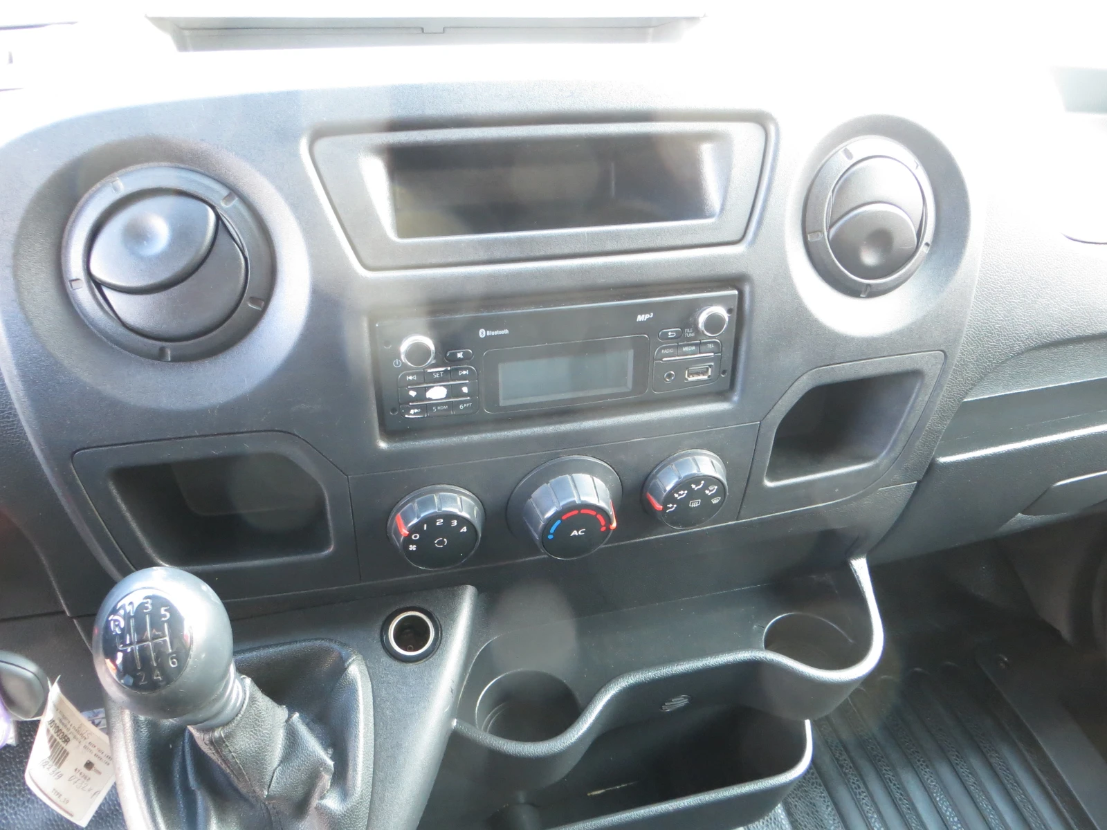 Renault Master 2.3 DCI - изображение 9