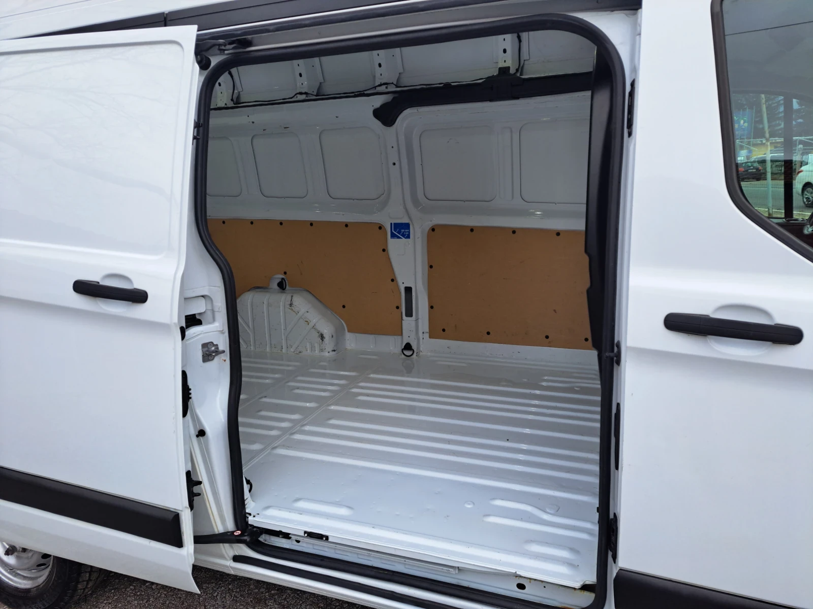 Ford Transit Custom 2.0 - TREND - AUTOМАT - NAVI - 130 000km - изображение 9