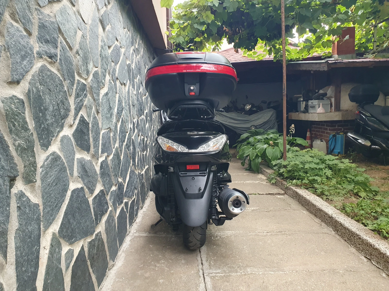 Yamaha Majesty 400i  - изображение 5