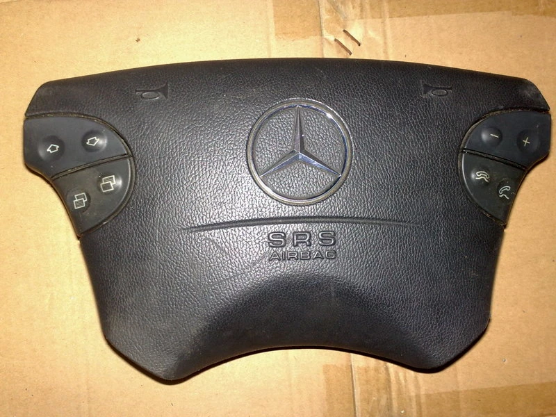 еърбег волан Мерцедес E класа 2001г. 