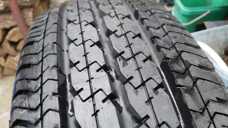 Гуми Летни 215/70R15, снимка 2 - Гуми и джанти - 29260425