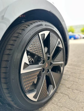 Cupra Born VZ 84kWh LED 360-CAMERA HEAD UP, снимка 5