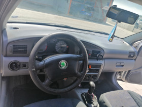 Skoda Octavia 1.6, снимка 1 - Автомобили и джипове - 45779768