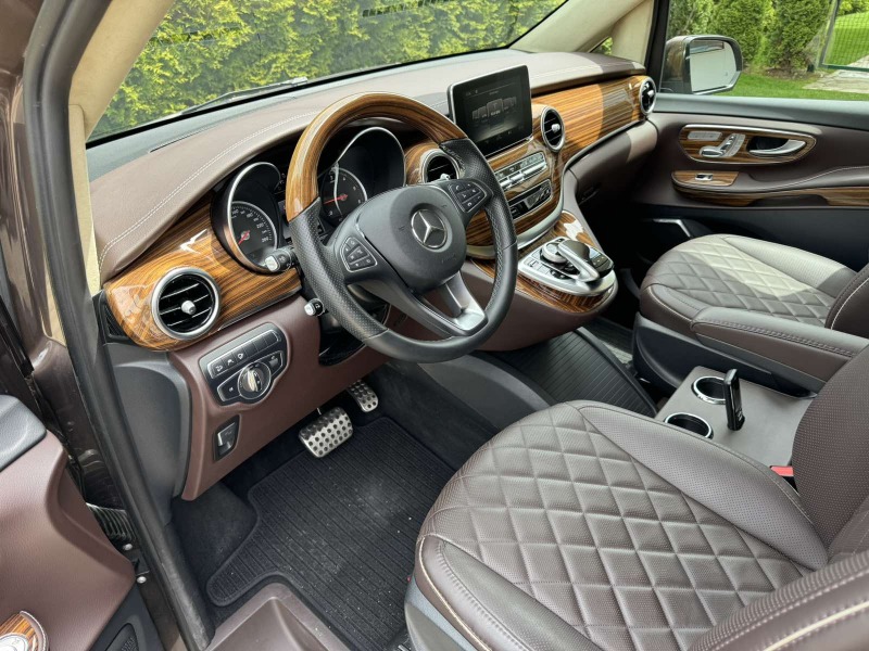 Mercedes-Benz V 300 V250CDI 4Matic Business Burmester 3D, снимка 9 - Автомобили и джипове - 45653256
