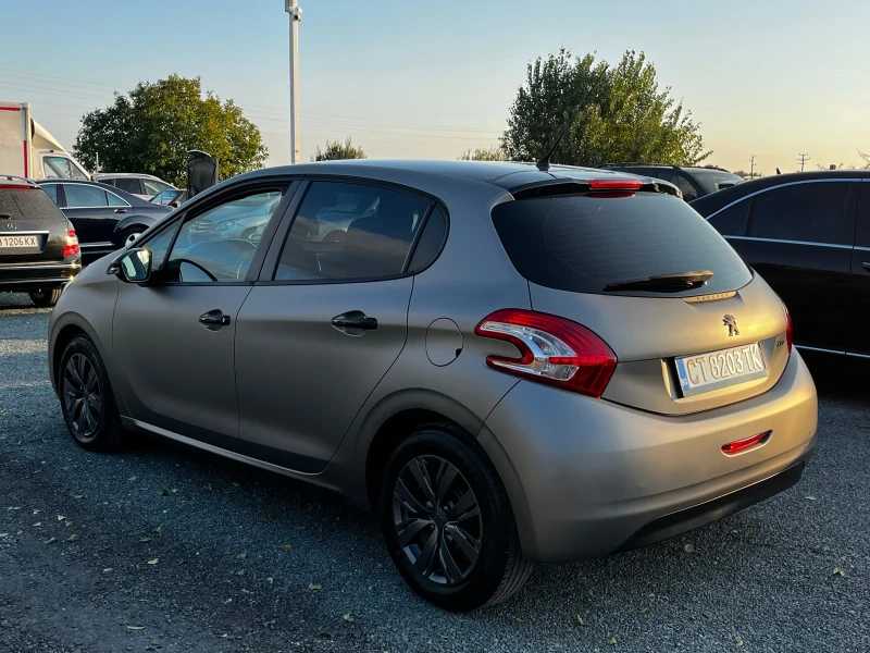 Peugeot 208 1.4 HDI, снимка 4 - Автомобили и джипове - 47261997