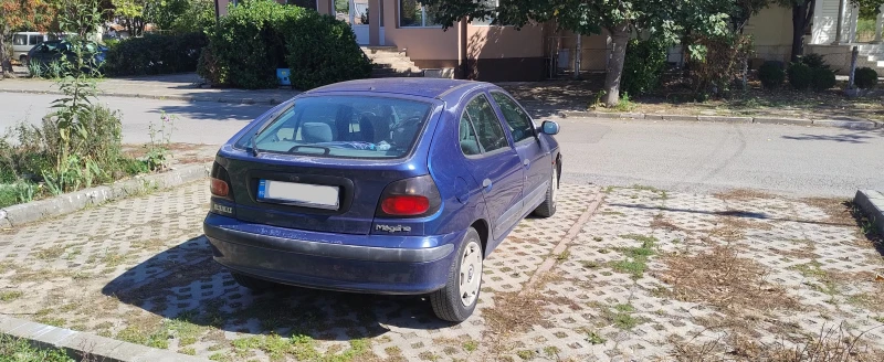 Renault Megane, снимка 4 - Автомобили и джипове - 47450655