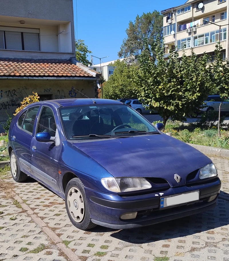 Renault Megane, снимка 1 - Автомобили и джипове - 47450655