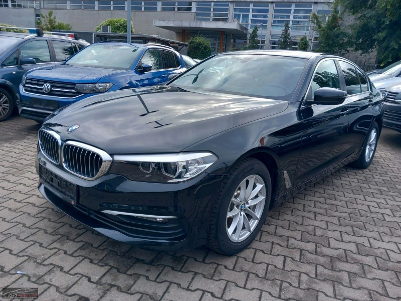 BMW 530 252HP/CARPLAY/AMBIENT/LED/KEYLESS/NAVI/443b, снимка 1 - Автомобили и джипове - 47979870