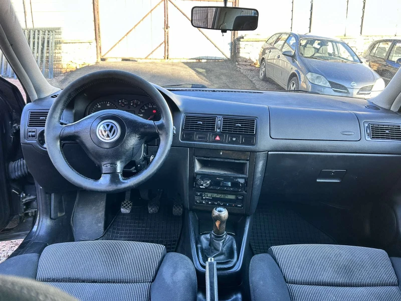 VW Golf TDI 110 HP, снимка 9 - Автомобили и джипове - 48409002