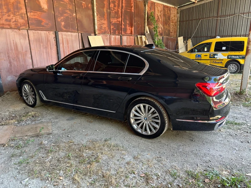 BMW 730 730 xdrive LASER! ВАКУМ! Пълна история в BMW, снимка 3 - Автомобили и джипове - 52600771