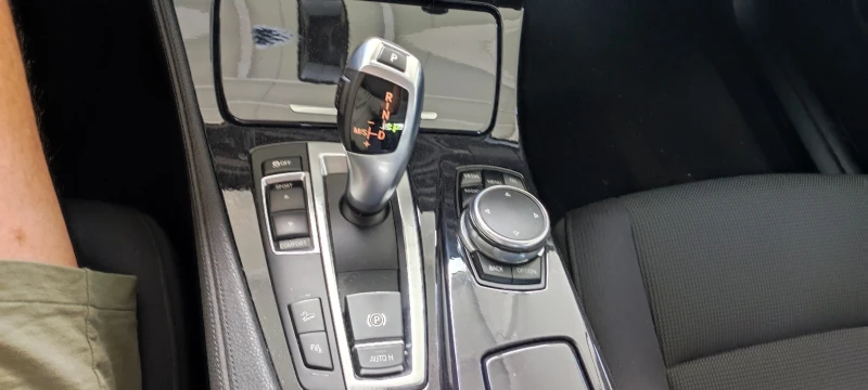 BMW 525 F11 Xdrive, снимка 9 - Автомобили и джипове - 52374023