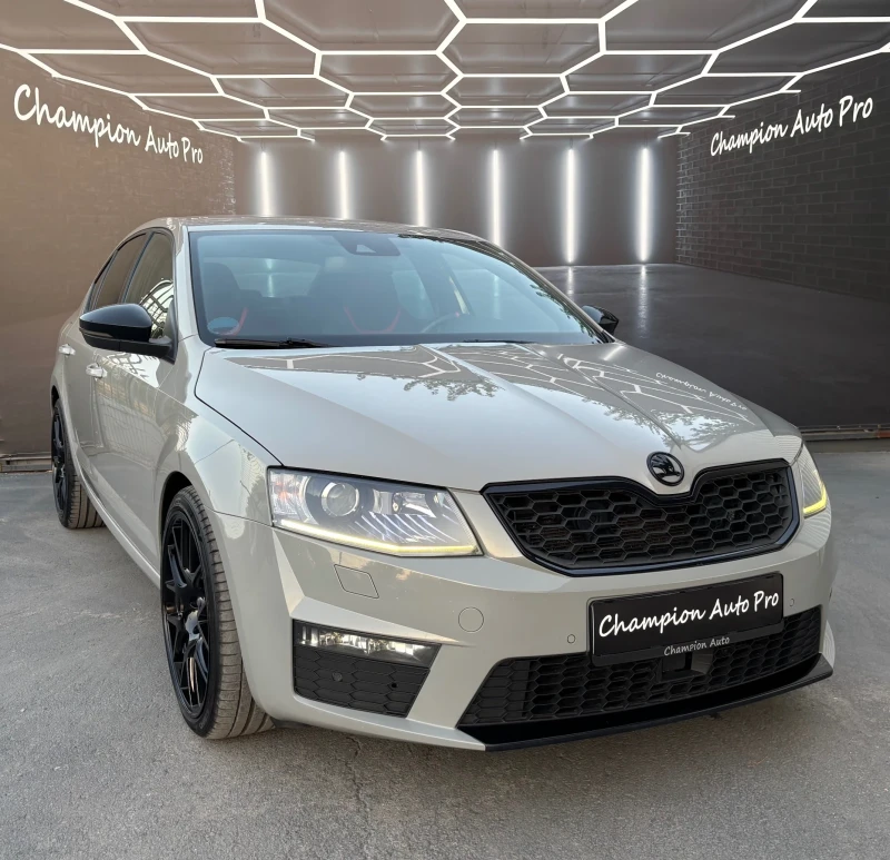 Skoda Octavia 2.0TDI VRS 4x4, снимка 3 - Автомобили и джипове - 51440082