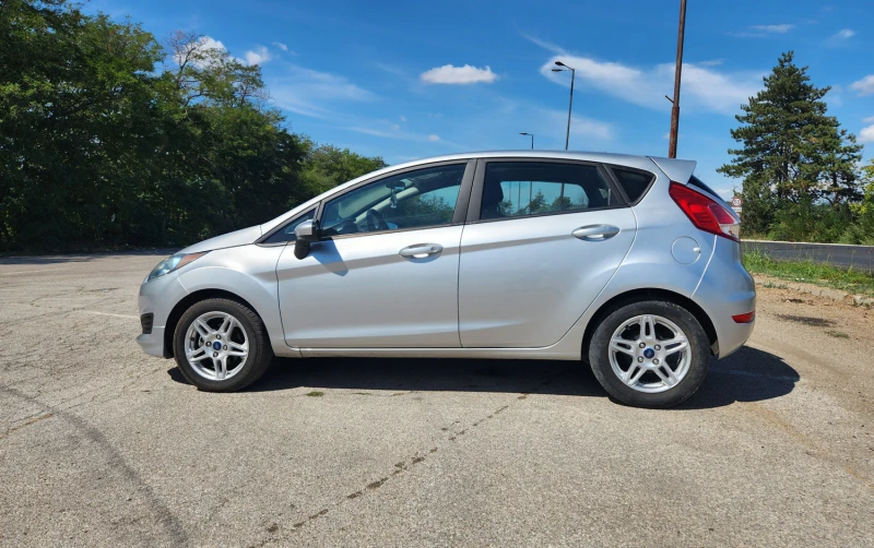 Ford Fiesta 1.6L 120kc, снимка 8 - Автомобили и джипове - 51781597
