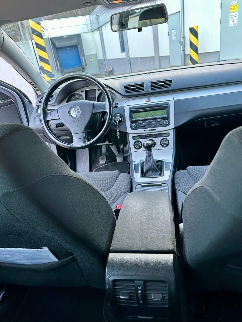 VW Passat Avant TSI, снимка 11 - Автомобили и джипове - 52545484