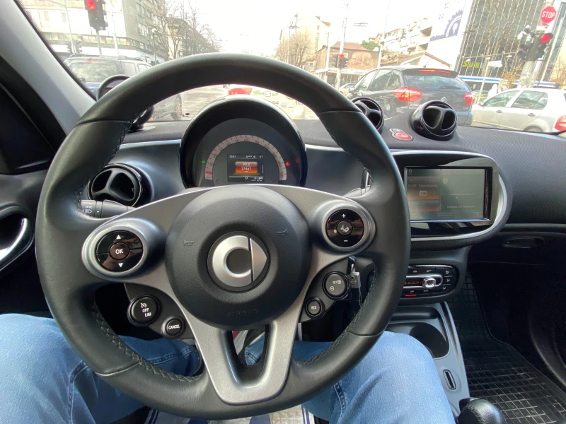 Smart Forfour, снимка 15 - Автомобили и джипове - 52922981