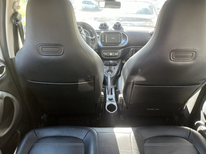 Smart Forfour, снимка 13 - Автомобили и джипове - 52922981