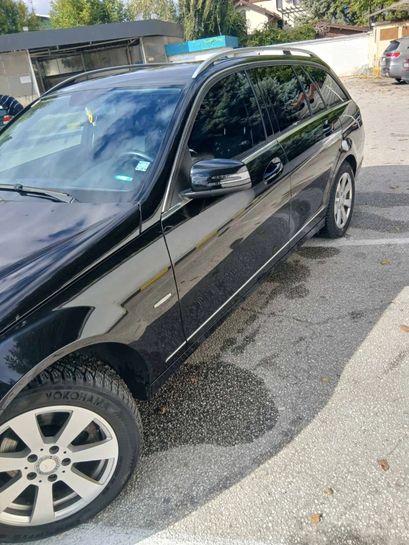 Mercedes-Benz C 180, снимка 2 - Автомобили и джипове - 53510357