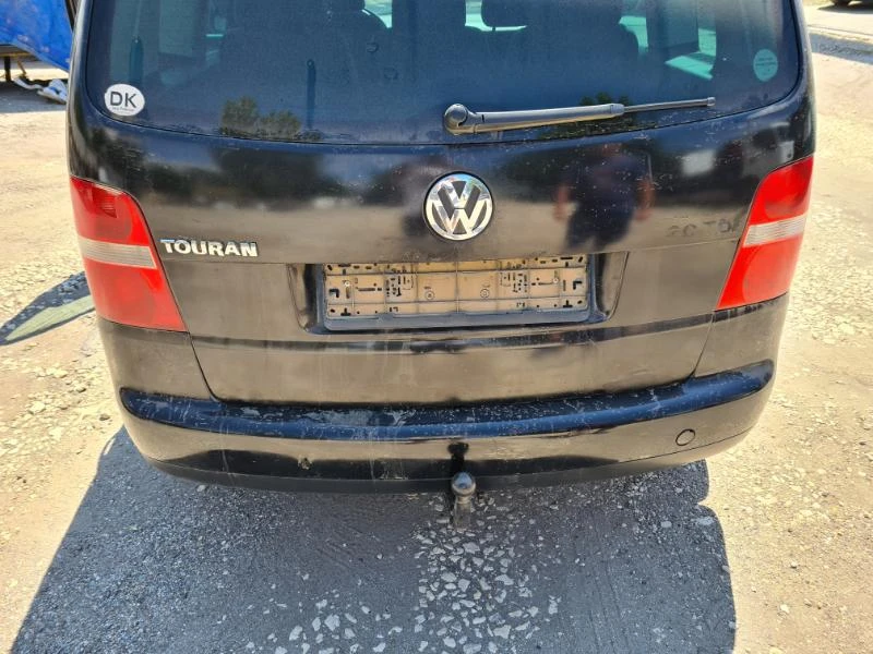 VW Touran 2.0 bkd , снимка 6 - Автомобили и джипове - 29449626