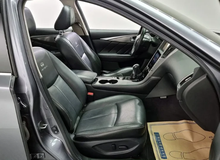 Infiniti Q50 2.2d Premium - изображение 9