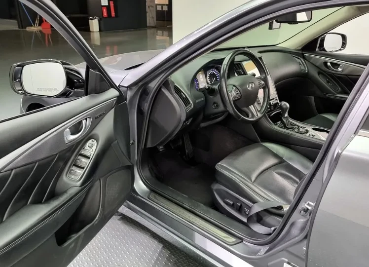 Infiniti Q50 2.2d Premium - изображение 7