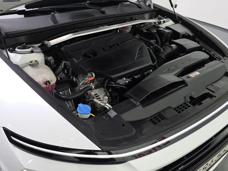 Hyundai Sonata 2.0 Automatic, снимка 17 - Автомобили и джипове - 55658617