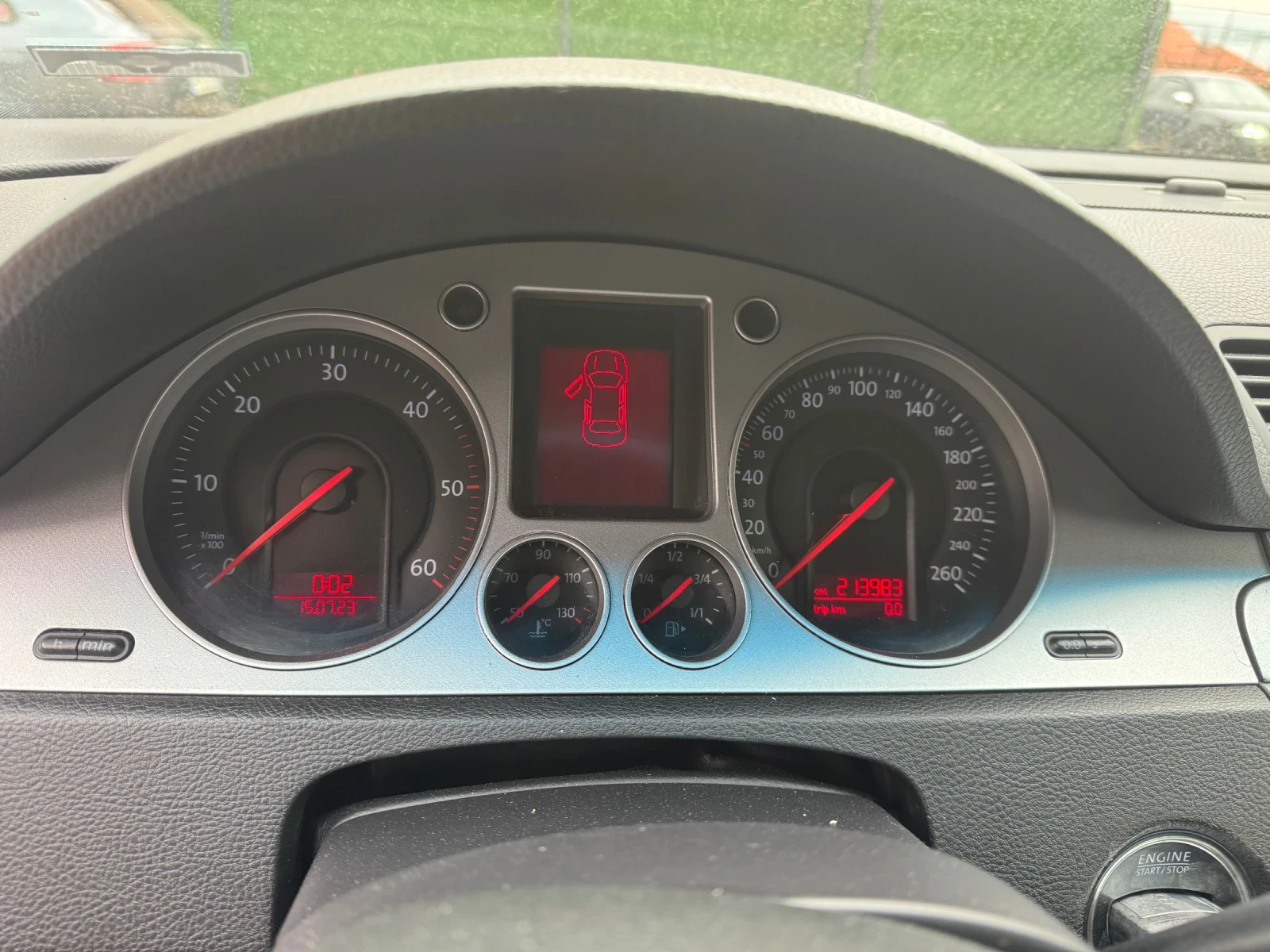 VW Passat 2.0 TDI - изображение 9