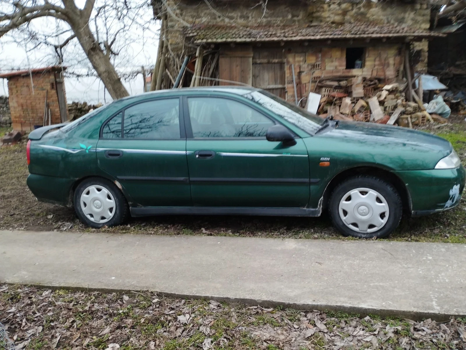 Mitsubishi Carisma  - изображение 4