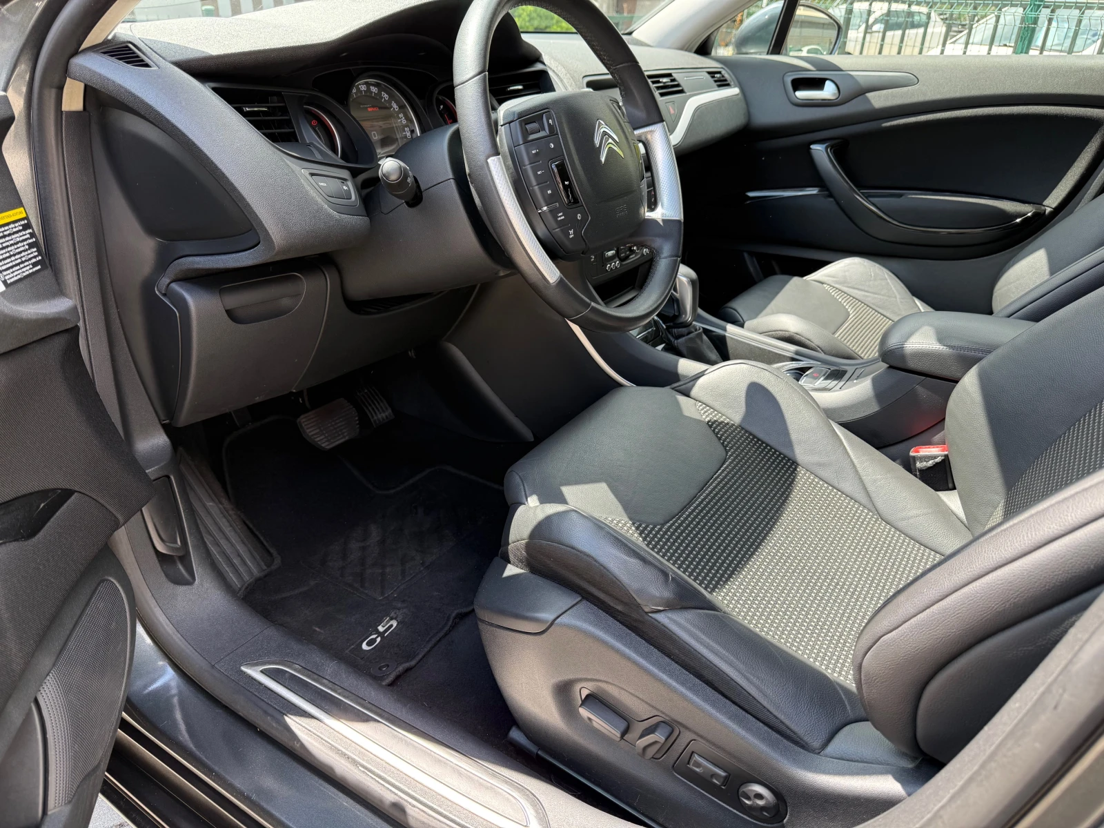 Citroen C5 2.0HDI Facelift.Автомат. - изображение 8