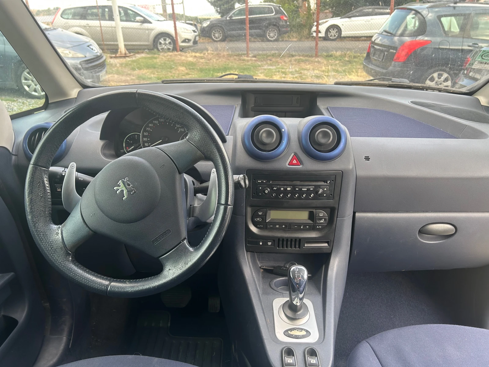 Peugeot 1007 1.4.бензин авт. - изображение 5