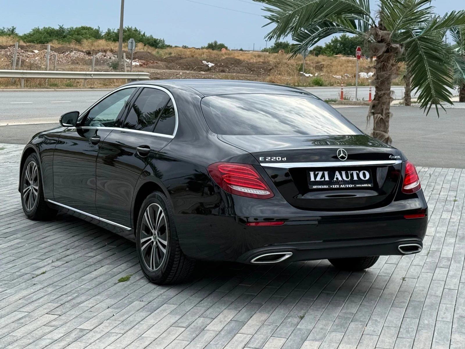 Mercedes-Benz E 220 4x4/ЛИЗИНГ/ТОП СЪСТОЯНИЕ/DIGITAL - изображение 5