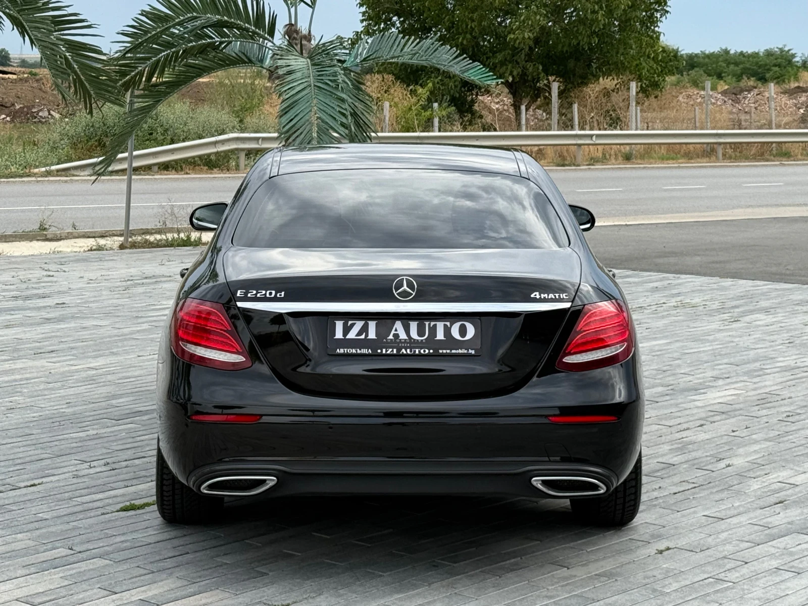 Mercedes-Benz E 220 4x4/ЛИЗИНГ/ТОП СЪСТОЯНИЕ/DIGITAL - изображение 4