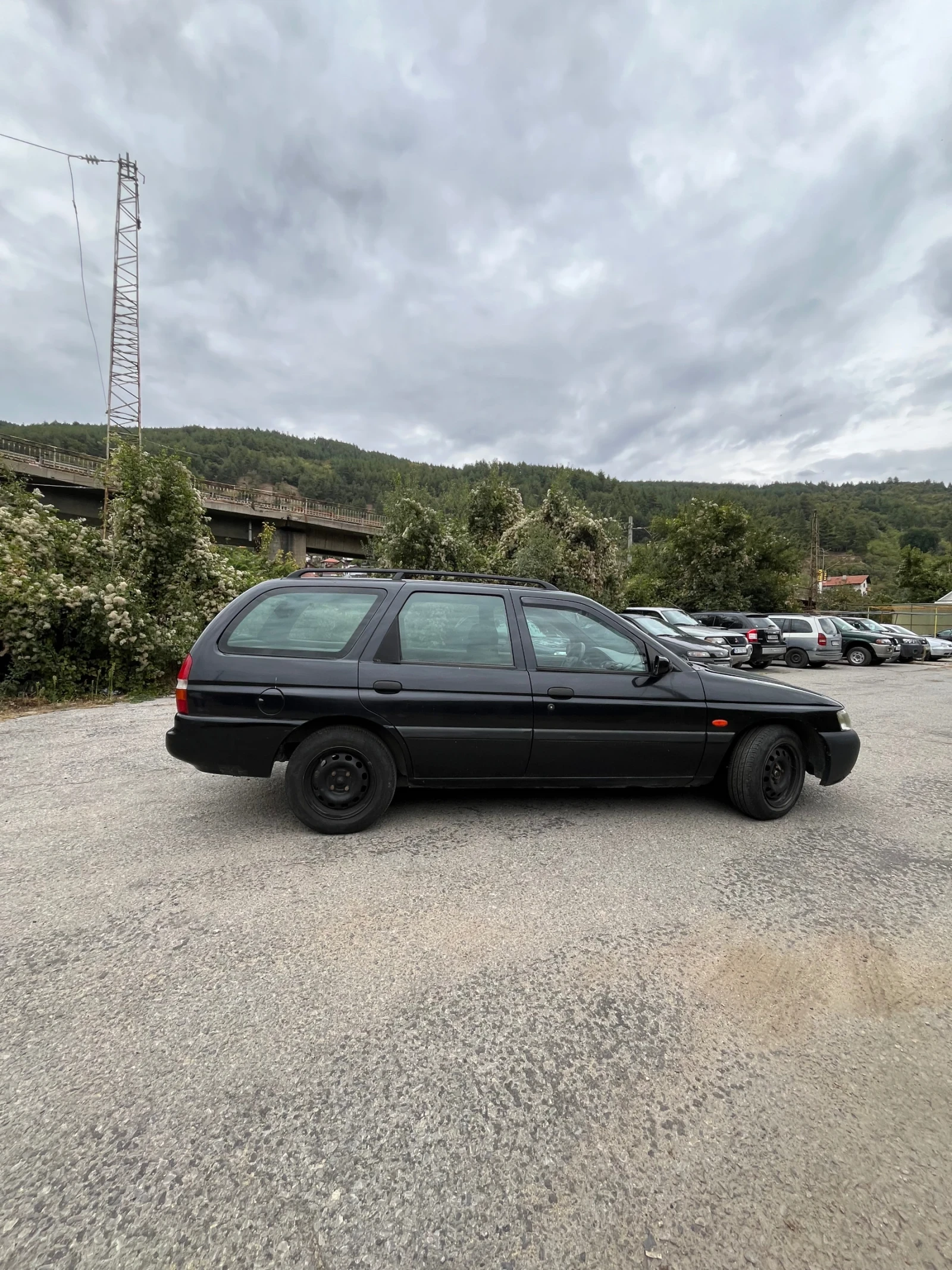 Ford Escort 1.6i  - изображение 4