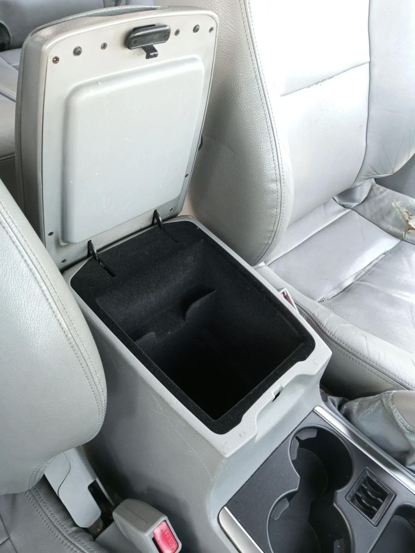 Kia Sorento 2.5CDI - изображение 8