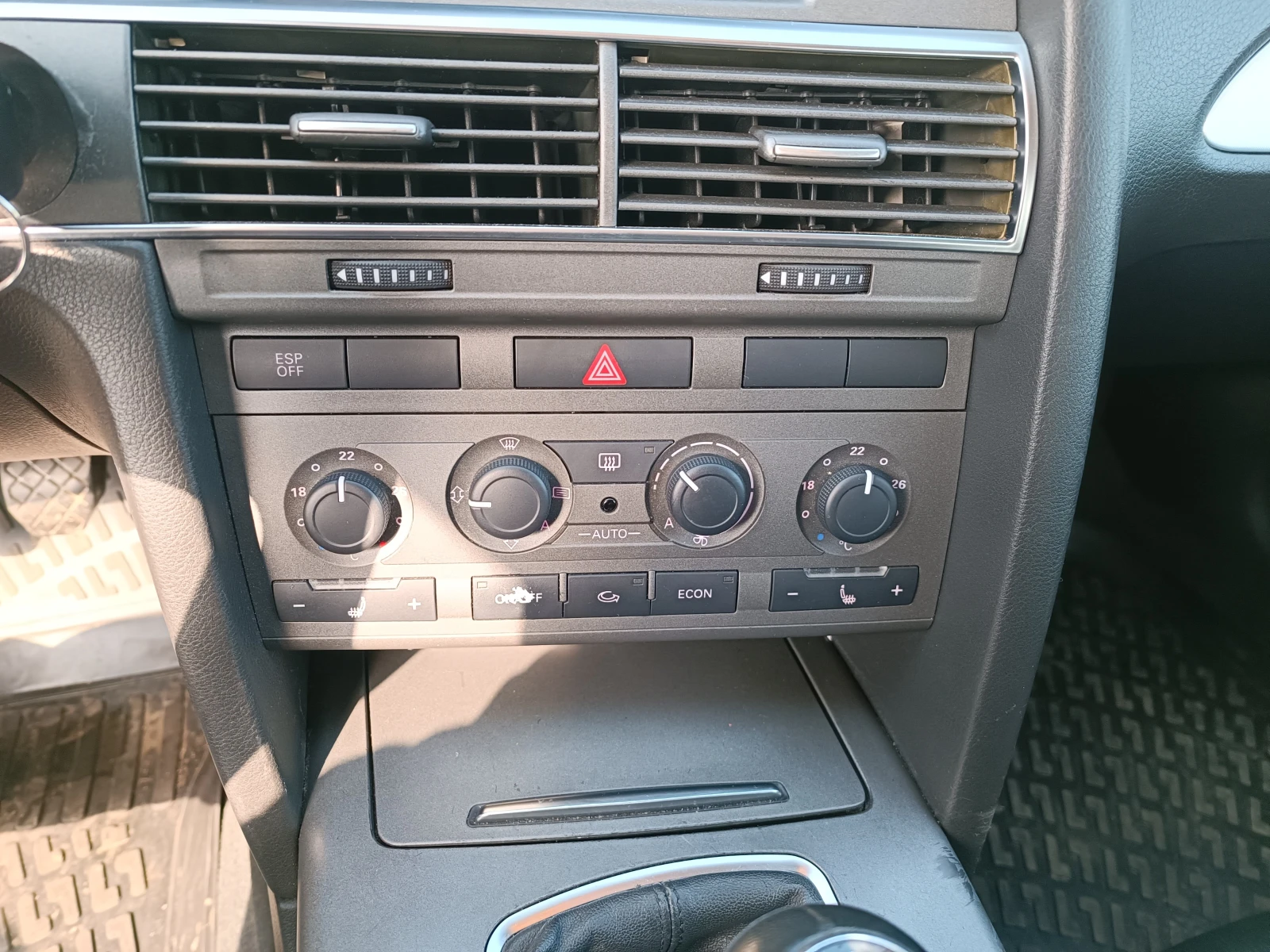 Audi A6, снимка 9 - Автомобили и джипове - 53726639