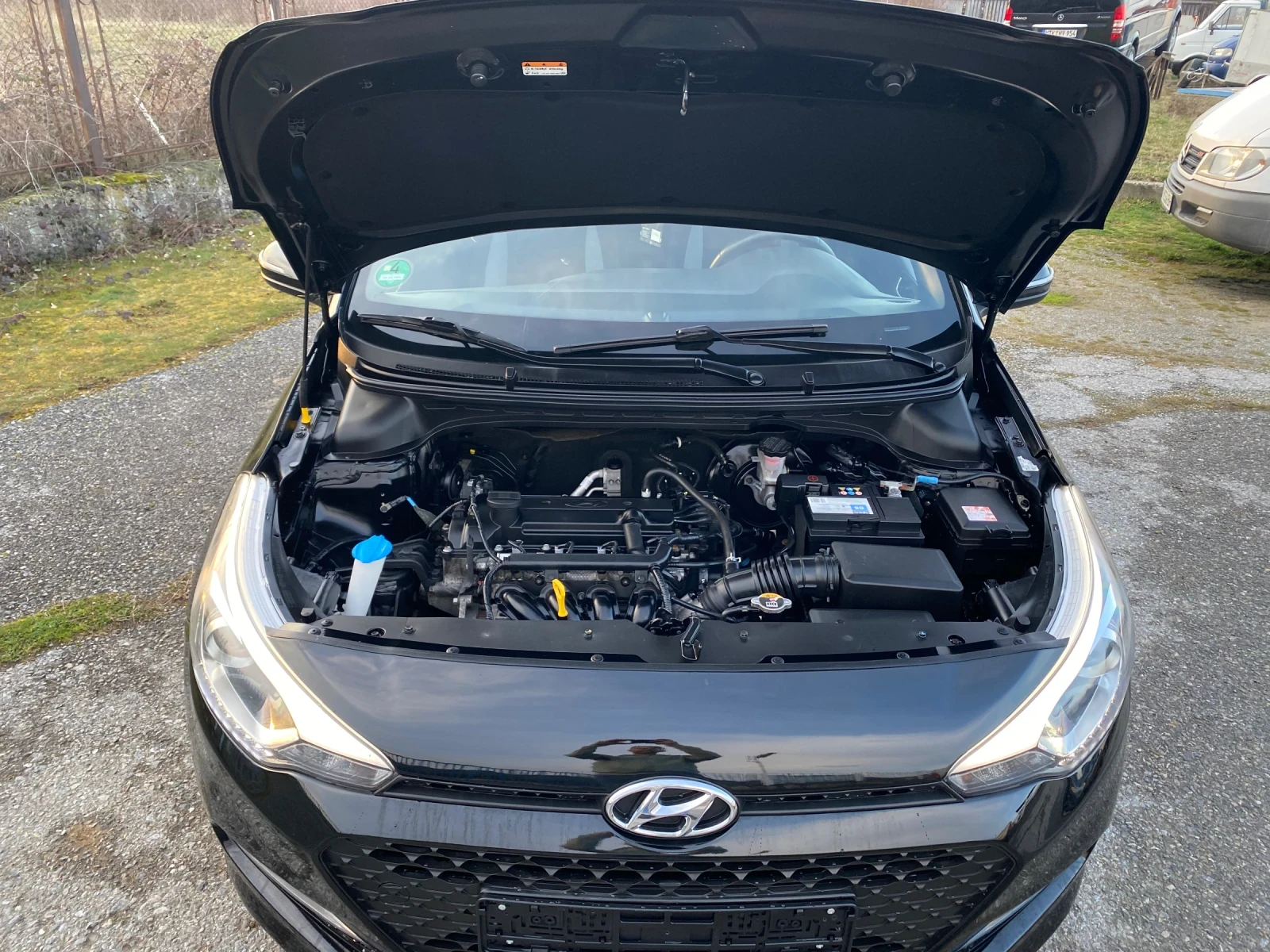 Hyundai I20 1.25 Navi, Camera, Intro Edition | Mobile.bg � ����������� 17