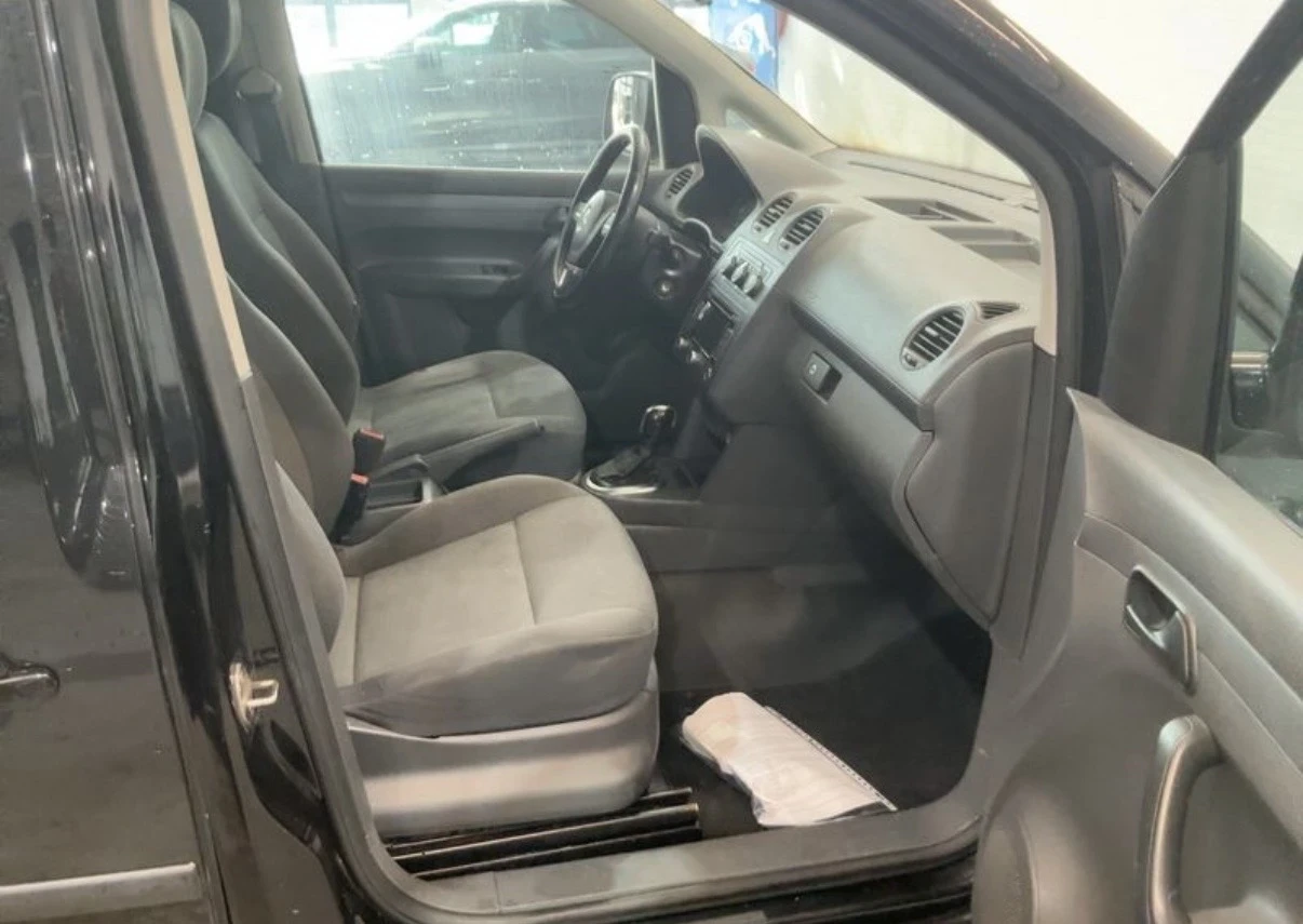 VW Caddy DSG 2.0 TDI ОЧАКВАН ВНОС, снимка 11 - Автомобили и джипове - 54009041