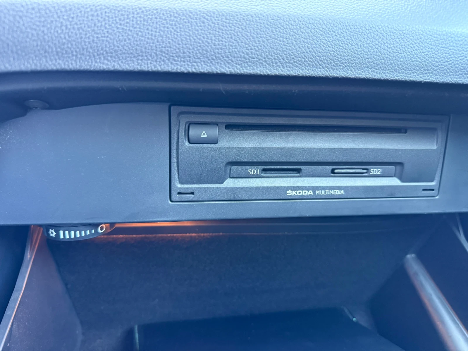 Skoda Octavia Euro5B+ AUX+ Navi+ 1, 6TDI+ 105kc, снимка 16 - Автомобили и джипове - 54131022