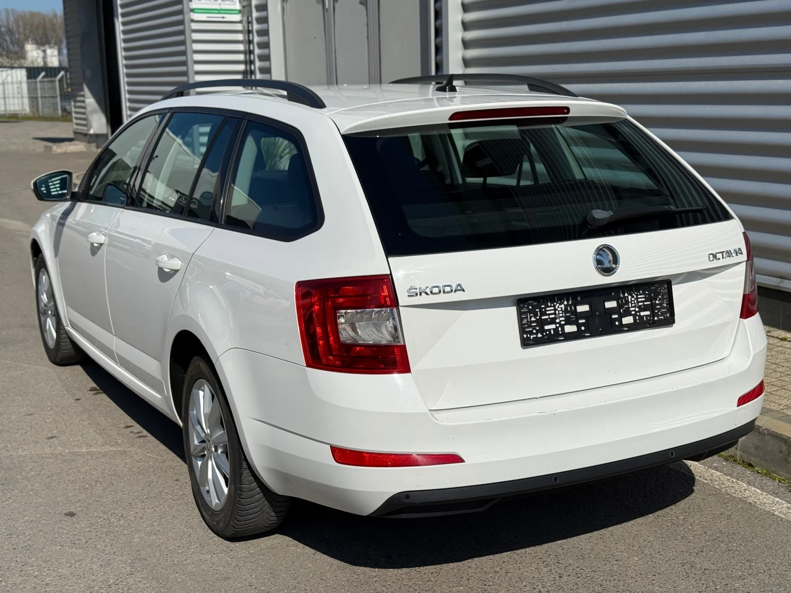 Skoda Octavia Euro5B+ AUX+ Navi+ 1, 6TDI+ 105kc, снимка 3 - Автомобили и джипове - 54131022