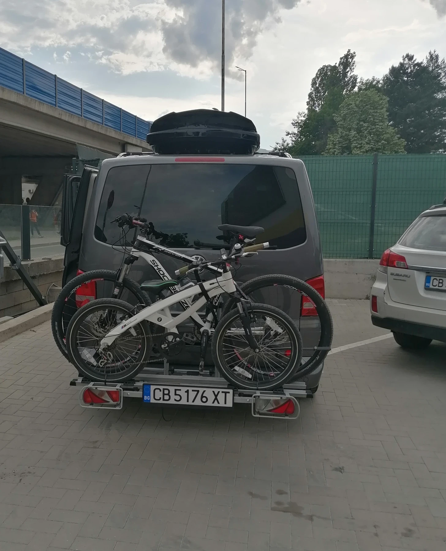 VW Multivan, снимка 17 - Автомобили и джипове - 54301507