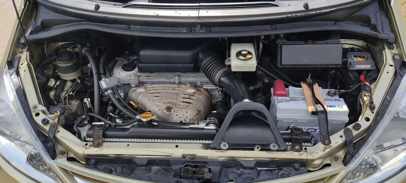 Toyota Previa Бензин/Газ, снимка 14 - Автомобили и джипове - 54328009