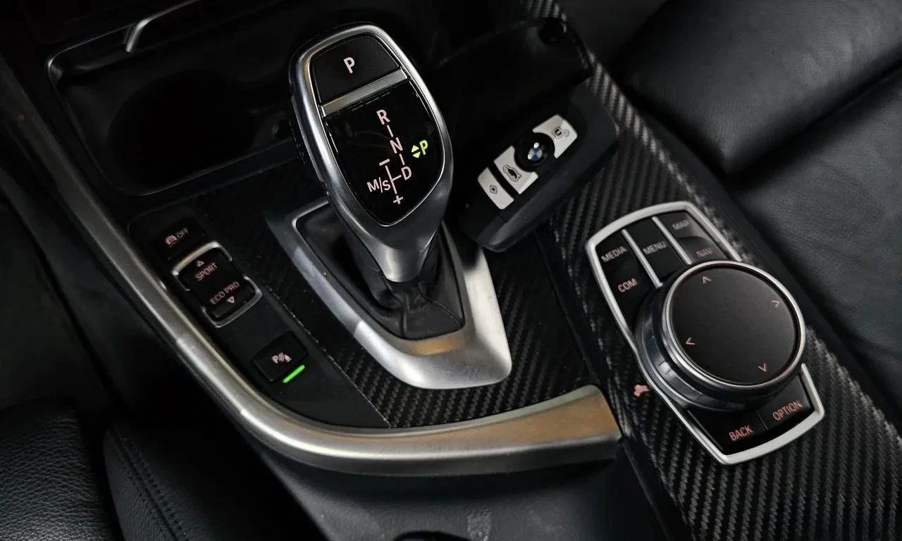 BMW 330 330i M sport HeadUp/ Disi/ подгрев* , снимка 8 - Автомобили и джипове - 54944983