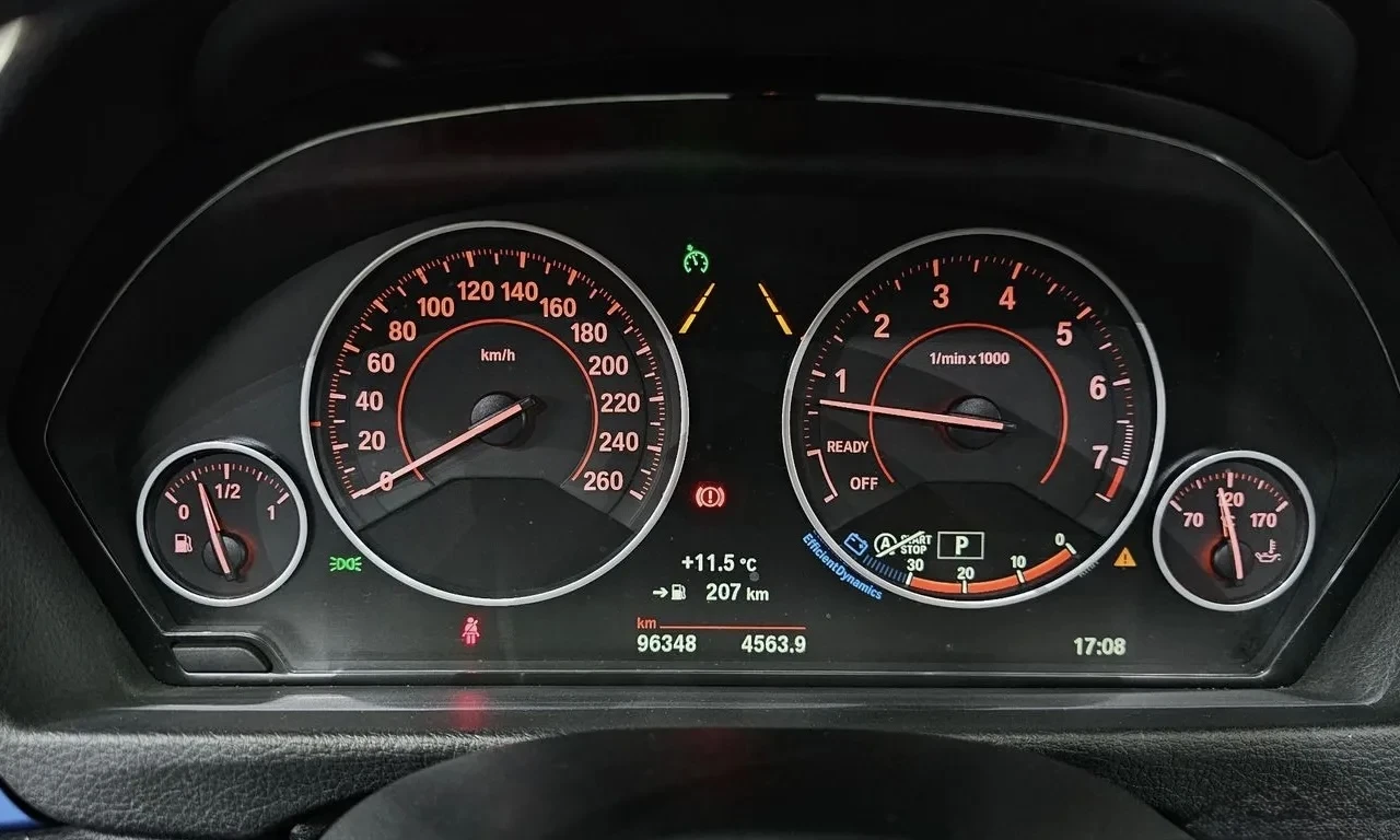 BMW 330 330i M sport HeadUp/ Disi/ подгрев* , снимка 9 - Автомобили и джипове - 54944983